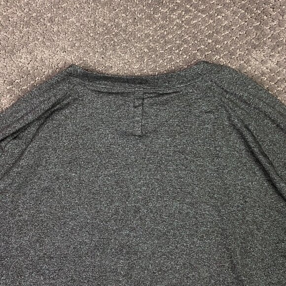 Lululemon Shirt Men's Gray Heather DrySense Mesh Short Sleeve Performance Gym - Picture 5 of 9